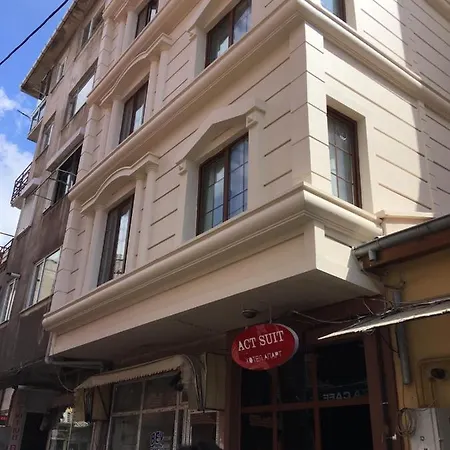 Act Hotel *